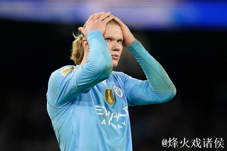 “哈兰德头球能力突飞猛进，现代中锋的完美模板诞生”